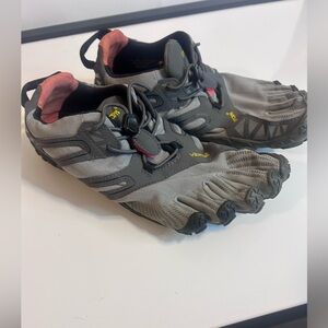 Vibram FiveFingers V-Trail 2.0 Men Eu 39 Size 7.5-8 Vibram